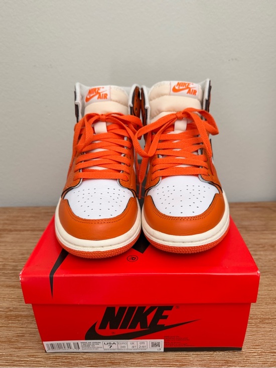 Nike Shoes - Jordan 1 Retro High Top Starfish